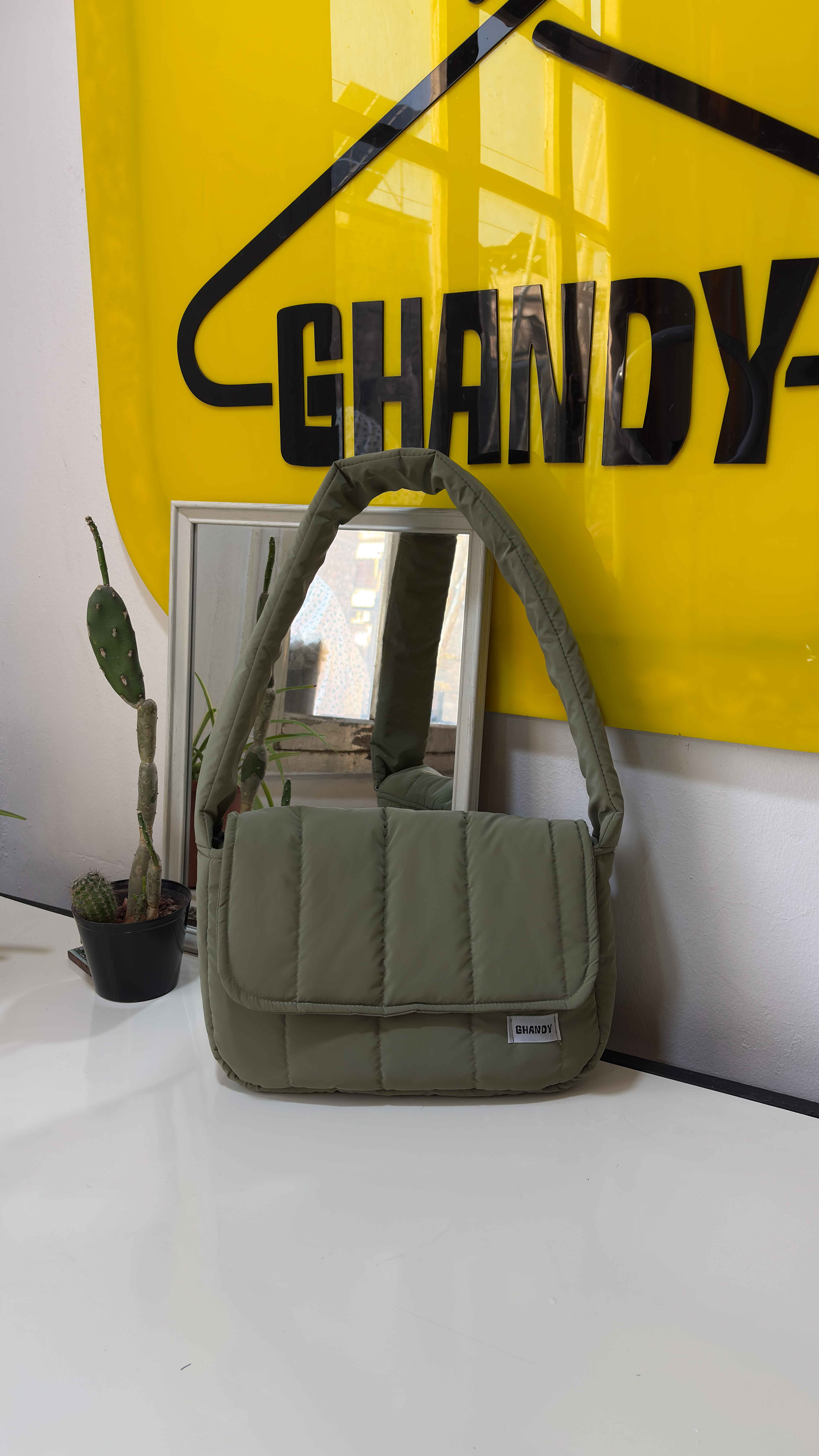 حقيبة كتف - زيتي